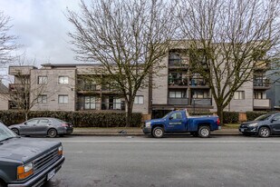 2155 Triumph St Apartments