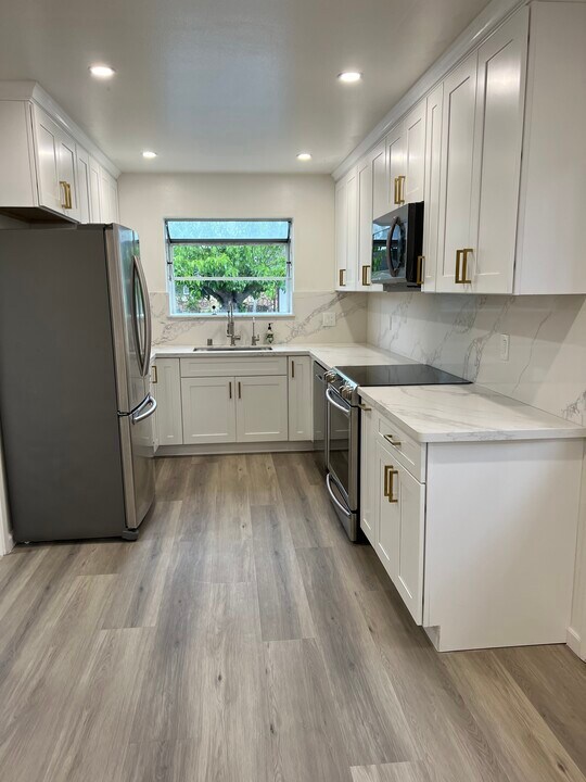 4317 Jan Way in San Jose, CA - Building Photo