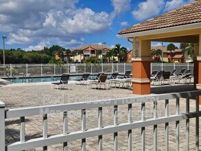 6360 Aragon Way, Unit #306 in Ft. Myers, FL - Building Photo - Building Photo