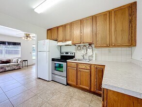 13810 Co Rd 512 in Fellsmere, FL - Building Photo - Building Photo