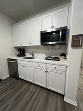 28458 Pinon Ct in Winchester, CA - Building Photo - Building Photo