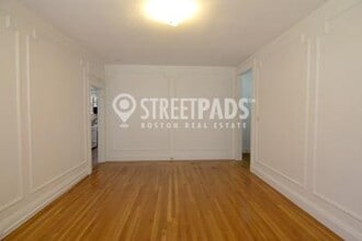 96 Maple St in Malden, MA - Building Photo - Building Photo