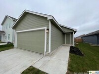 13819 Llama Pl photo'