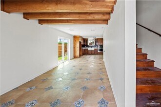 9 Karen Dr in Alton, TX - Building Photo - Building Photo