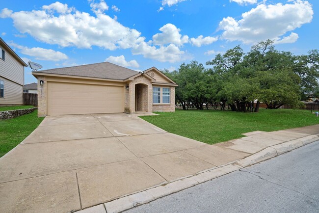 24535 Fork Bend Hill in San Antonio, TX - Building Photo - Building Photo