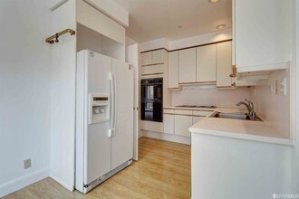 1150 Lombard St-Unit -24 in San Francisco, CA - Foto de edificio - Building Photo