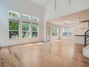 1501 Homespun Rd in Austin, TX - Building Photo - Building Photo