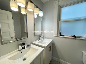 80 Hillside St, Unit 2 in Boston, MA - Building Photo - Building Photo