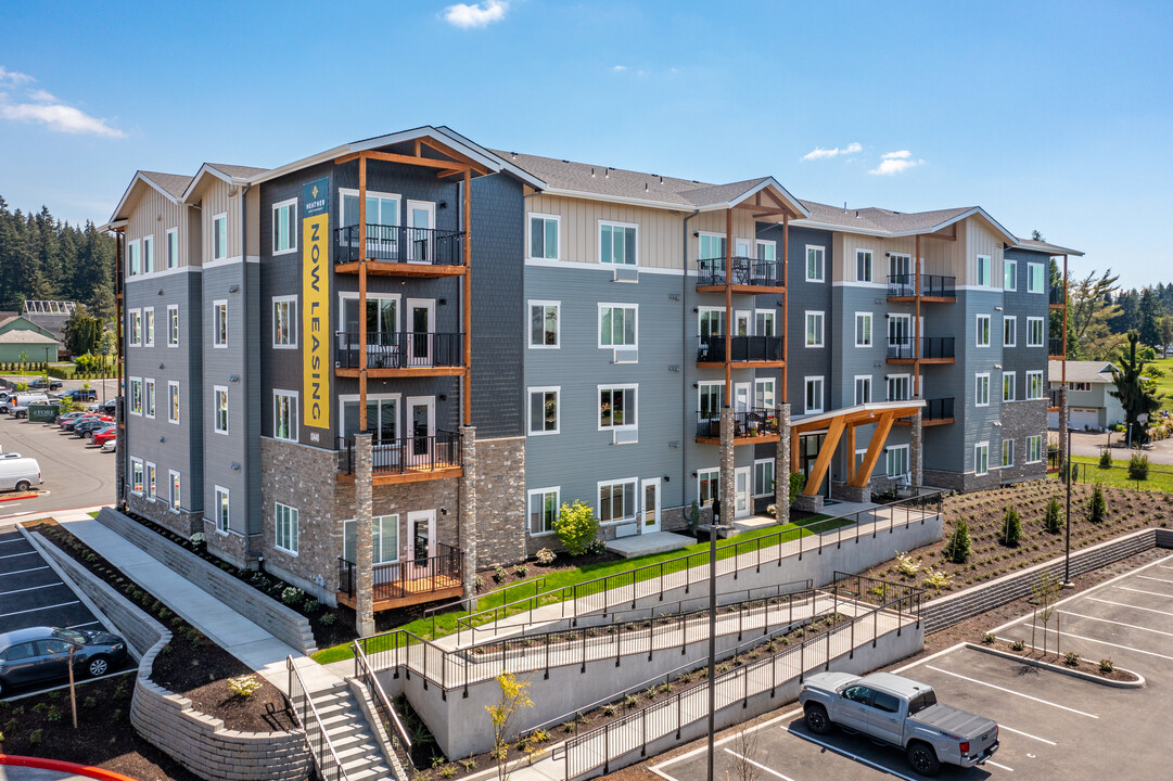 Heather Lodge Apartments in Happy Valley, OR - Building Photo