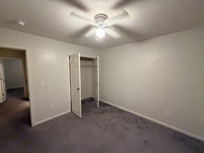203 Walnut Crossing Dr in Whitsett, NC - Building Photo - Building Photo