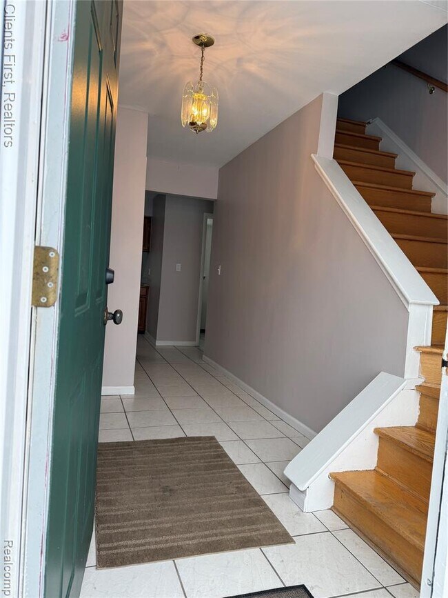 11477 Aspen Dr in Plymouth, MI - Building Photo - Building Photo