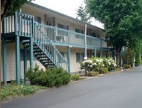 Charwin Court Apartments in Beaverton, OR - Building Photo - Building Photo