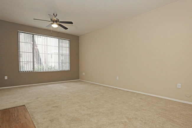 Camden Montierra in Scottsdale, AZ - Building Photo - Interior Photo