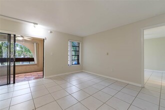9015 SW 125th Ave in Miami, FL - Building Photo - Building Photo