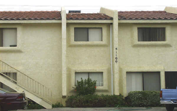 51100 Avenida Navarro in La Quinta, CA - Foto de edificio - Building Photo