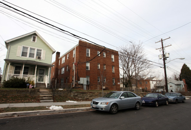 3711 Horner Pl SE in Washington, DC - Building Photo - Building Photo