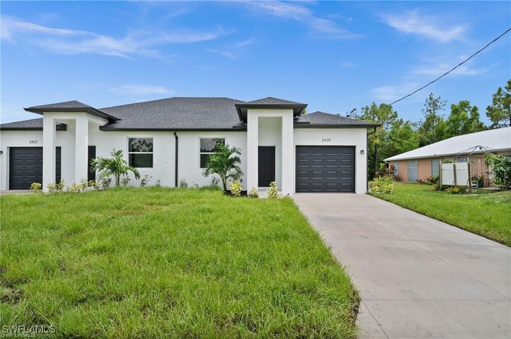 719 Ichabod Ave in Lehigh Acres, FL - Foto de edificio