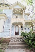 817 Eleanor St in Knoxville, TN - Foto de edificio - Building Photo