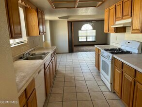 2601 Jefferson Ave in El Paso, TX - Building Photo - Building Photo