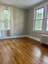 60 Washington St in Stonington, CT - Building Photo - Building Photo