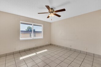 3300 Hayes Ave in El Paso, TX - Building Photo - Building Photo