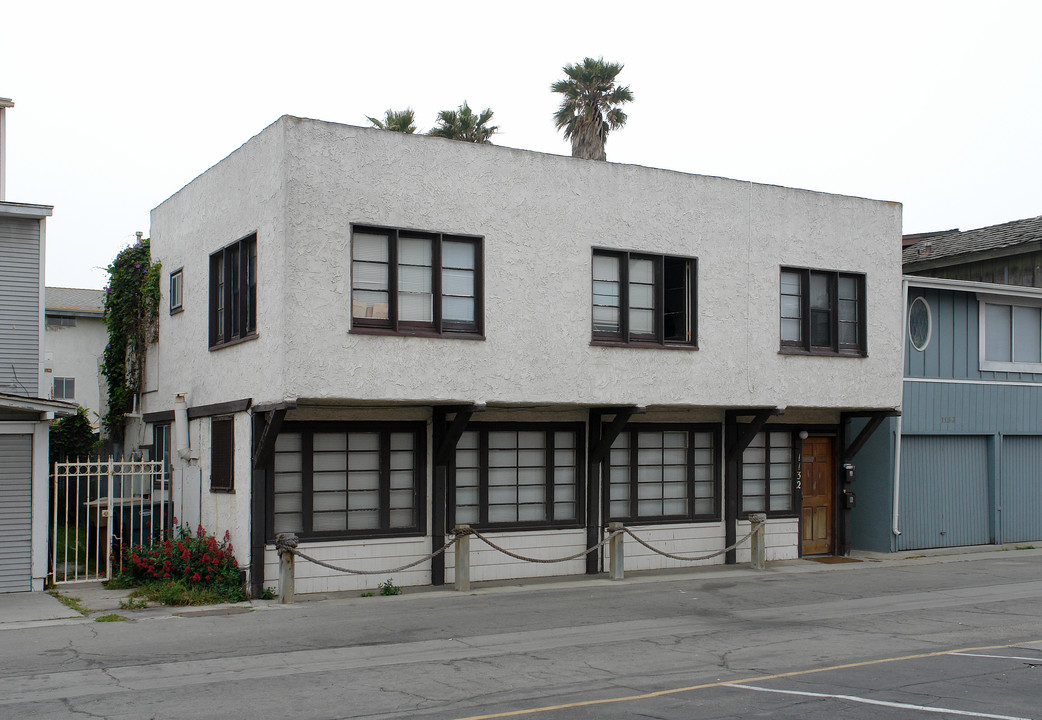 1132 Hingham Ln in Ventura, CA - Foto de edificio