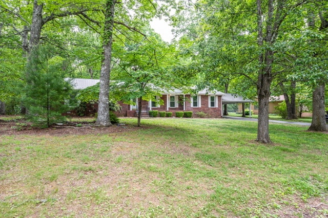 property at 174 Hickory Hollow Dr