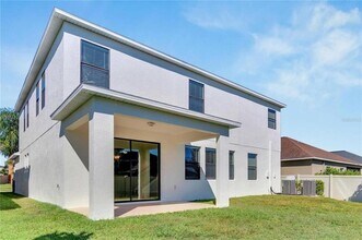 11061 Little Blue Heron Dr in Riverview, FL - Building Photo - Building Photo