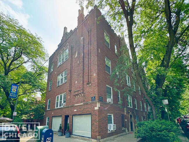 2149 N Fremont St, Unit 1N in Chicago, IL - Building Photo - Building Photo
