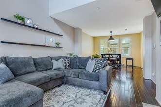 1828 Olive Green St, Unit 2 in Chula Vista, CA - Building Photo - Building Photo