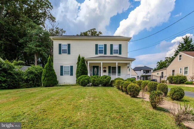 property at 7618 Leonard Dr