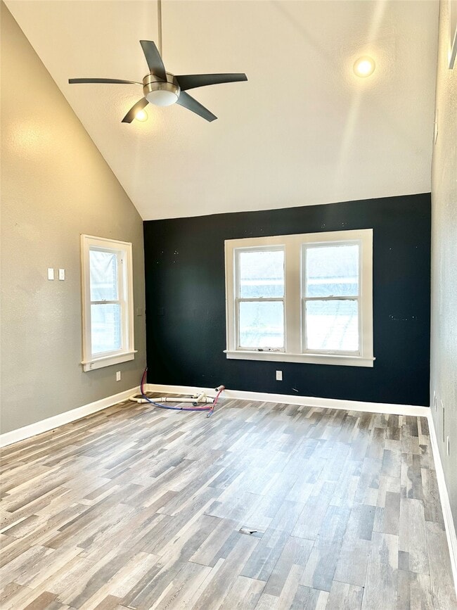 2424 Southmore Blvd in Houston, TX - Building Photo - Building Photo