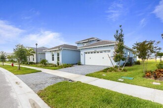 5579 Liberty Ln in Westlake, FL - Building Photo - Building Photo