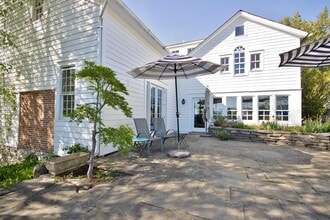 16 Point St in Wappingers Falls, NY - Building Photo - Building Photo