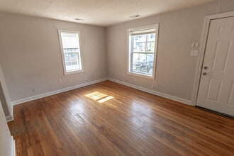 306 W Worley St in Columbia, MO - Building Photo - Building Photo