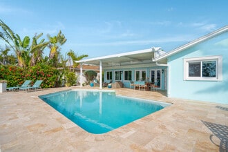 2910 Alton Dr in St Pete Beach, FL - Building Photo - Building Photo