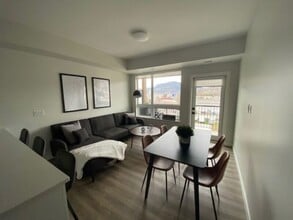 1215-1215 St Paul St in Kelowna, BC - Building Photo - Building Photo