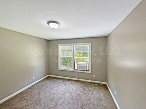 394 Allgood Rd NE in Marietta, GA - Building Photo - Building Photo