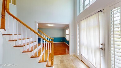 1142 Westwood Dr in Jacksonville, FL - Foto de edificio - Building Photo