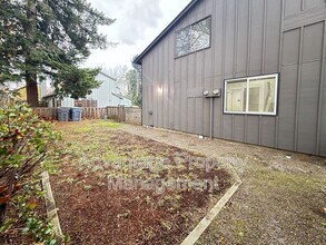 1765 NW Grant Ave in Corvallis, OR - Building Photo - Building Photo