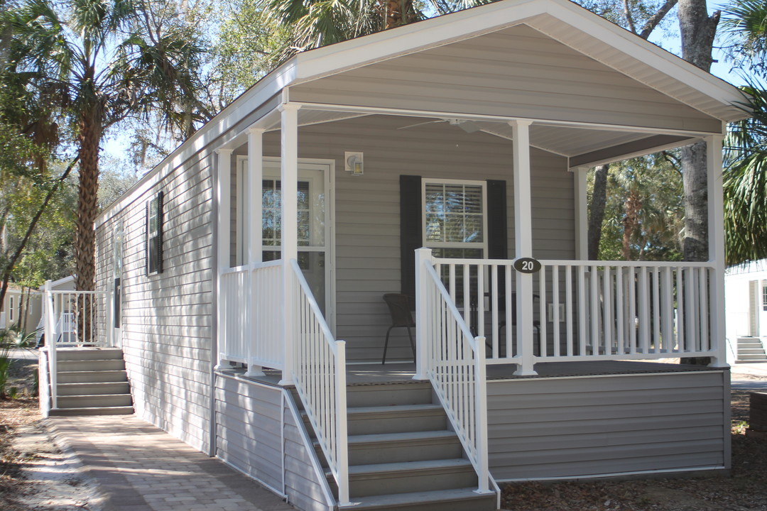 Rock Crusher Canyon in Crystal River, FL - Building Photo