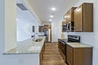 6142 Taramore Ln NW in Huntsville, AL - Building Photo - Building Photo