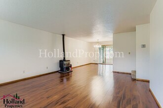 11766 SW Swendon Loop in Tigard, OR - Building Photo - Building Photo