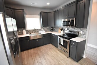 715 N Salem Rd in Fayetteville, AR - Building Photo - Building Photo