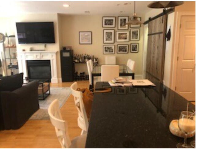 1306 Columbia Rd, Unit 2C in Boston, MA - Building Photo