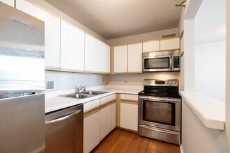 480 N McClurg Ct in Chicago, IL - Building Photo - Building Photo