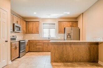 246 W Grant St, Unit 246 in Papillion, NE - Building Photo - Building Photo