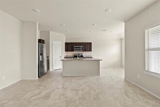 117 Blanco Dr in Huntsville, TX - Building Photo - Building Photo