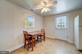 4813 Catharpin Rd in Gainesville, VA - Building Photo - Building Photo