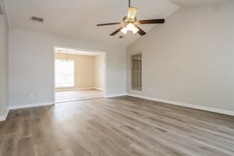 3880 Warrington Dr in Horn Lake, MS - Building Photo - Building Photo